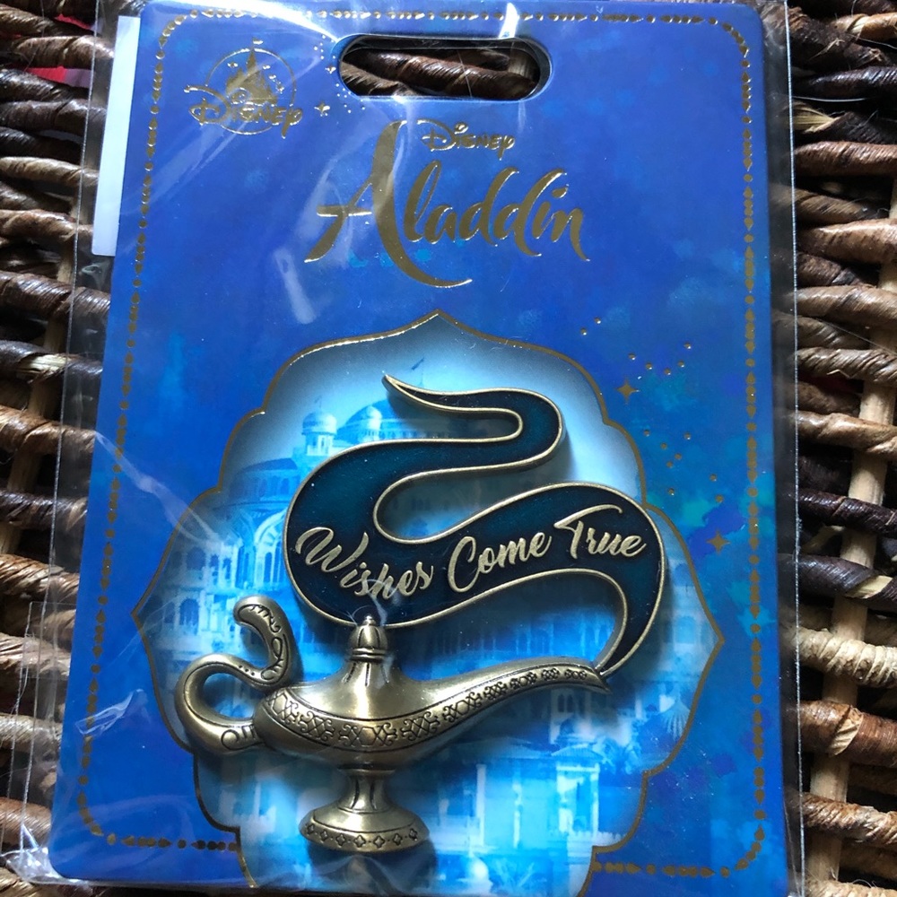 Aladdin (2019) Wishes Come True Pin